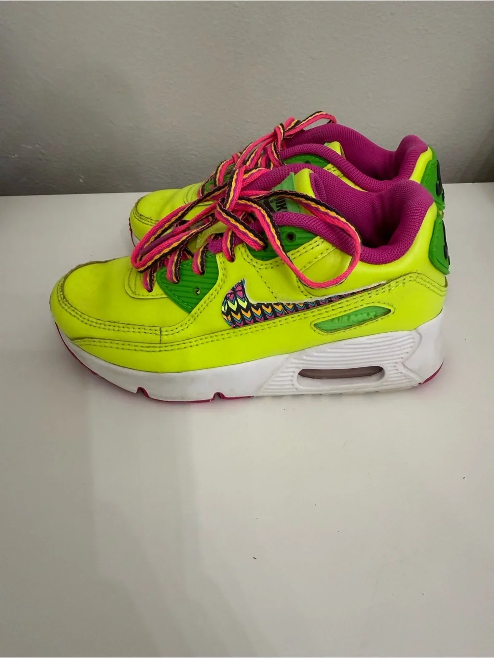 Nike Air Max 90 Kids Neon Volt Pink Green Sneakers Size 12C Retro Running Shoes
